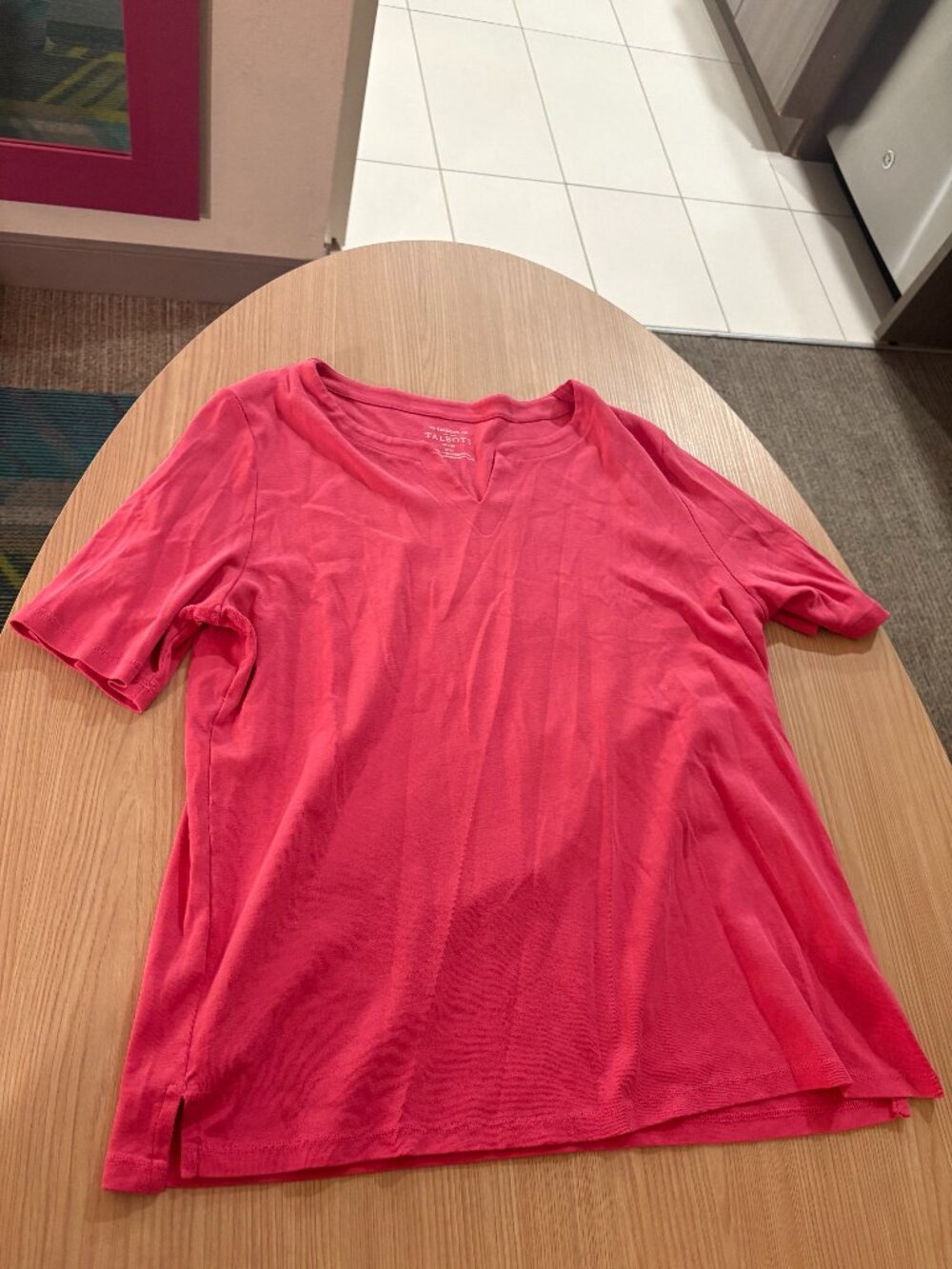 The Talbots Tee T Shirt Xtra Large Petite Pink V Neck Short Sleeve Pima Cotton